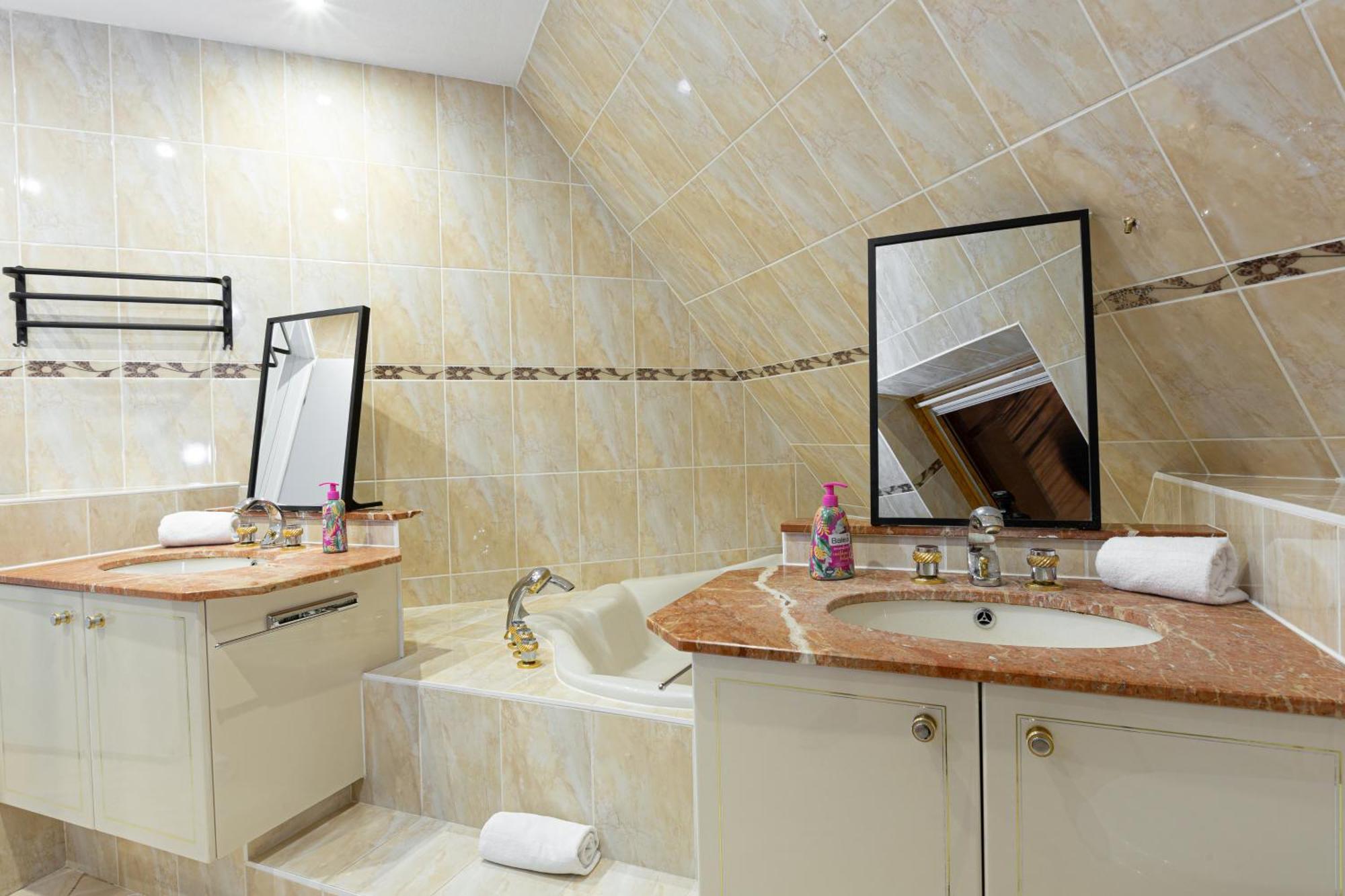 Gites Spa Strasbourg - Villa Ours - Spa Prive, Sauna, Borne D'Arcade, Babyfoot Ittenheim Экстерьер фото