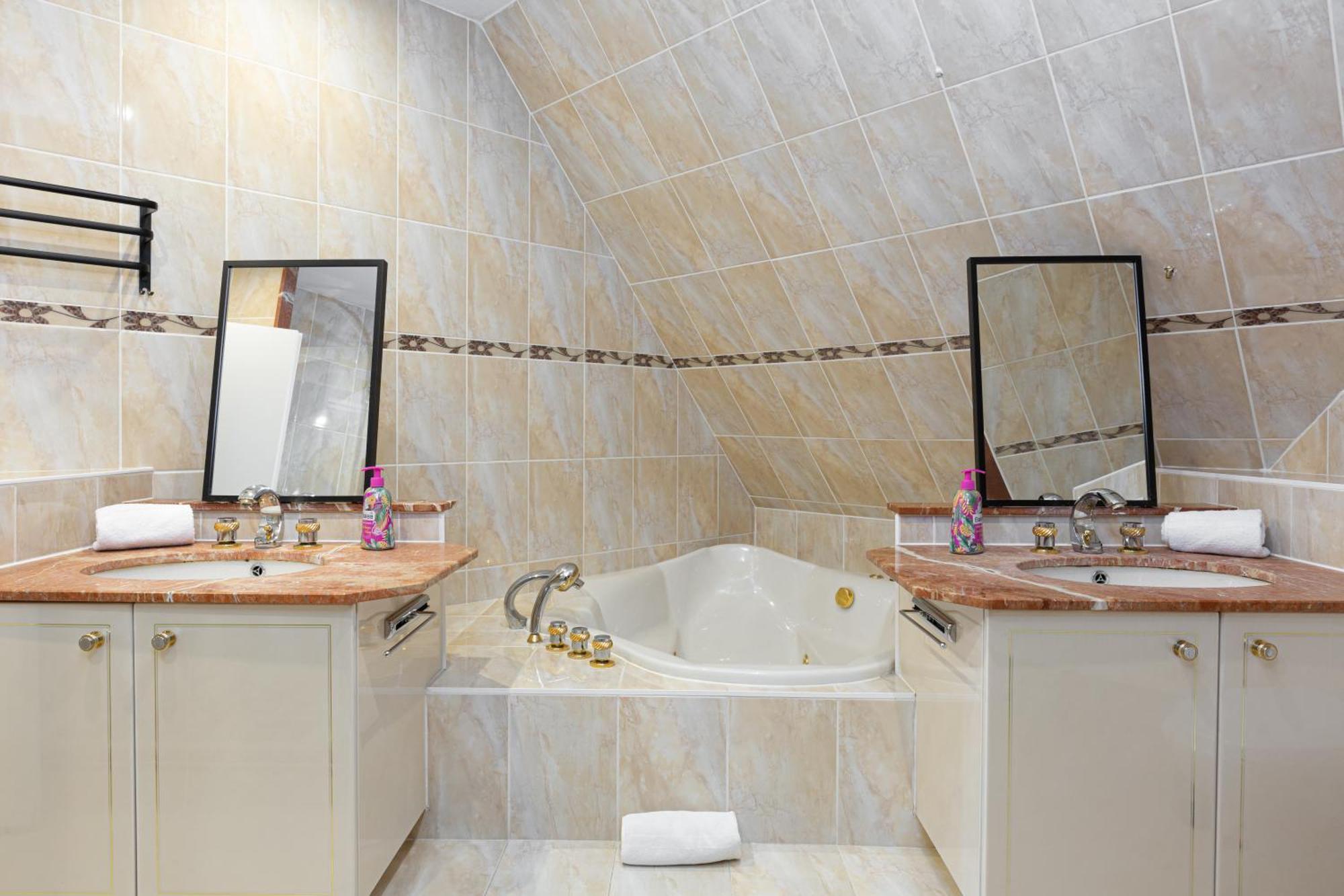 Gites Spa Strasbourg - Villa Ours - Spa Prive, Sauna, Borne D'Arcade, Babyfoot Ittenheim Экстерьер фото