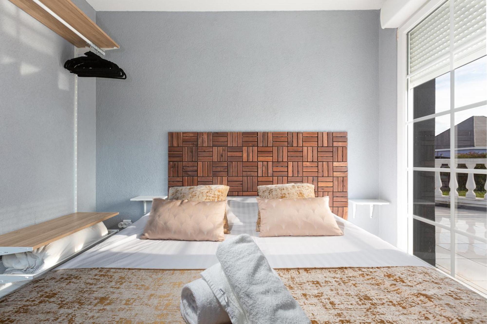Gites Spa Strasbourg - Villa Ours - Spa Prive, Sauna, Borne D'Arcade, Babyfoot Ittenheim Экстерьер фото